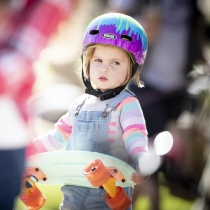 Casco Nutcase Baby Nutty Tie Dye Gloss Mips