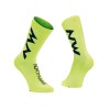Calcetines EXTREME MID AIR Amarillo Fluo-Negro NORTHWAVE