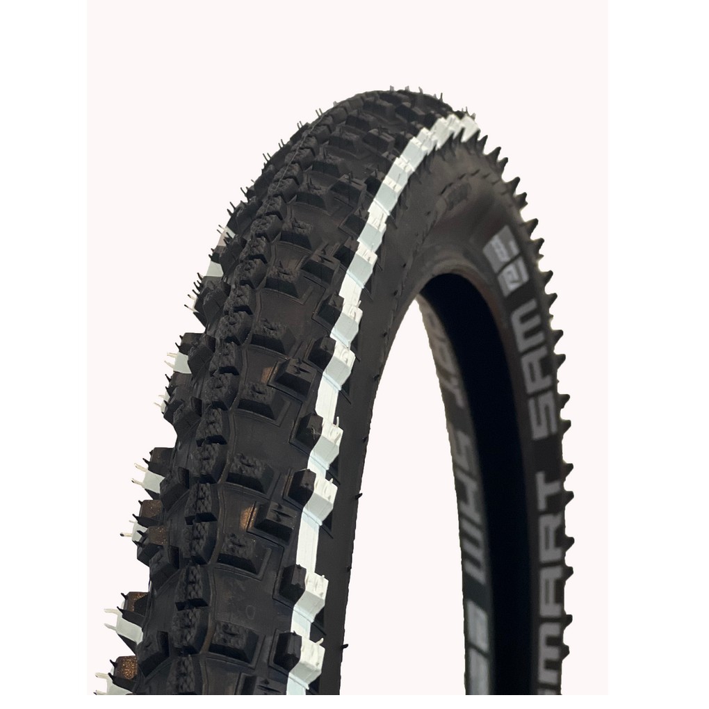 Cubierta Schwalbe  SMART SAM Perf 26x2.25 Negro-Blanco