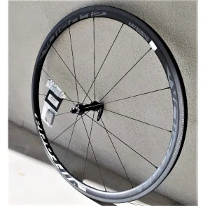Rueda Delantera Vittoria Elusion Carbon Clincher 30c