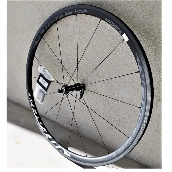 Rueda Delantera Vittoria Elusion Carbon Clincher 30c